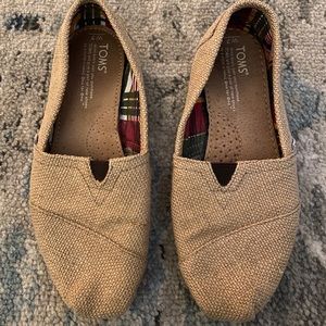 Burlap Toms